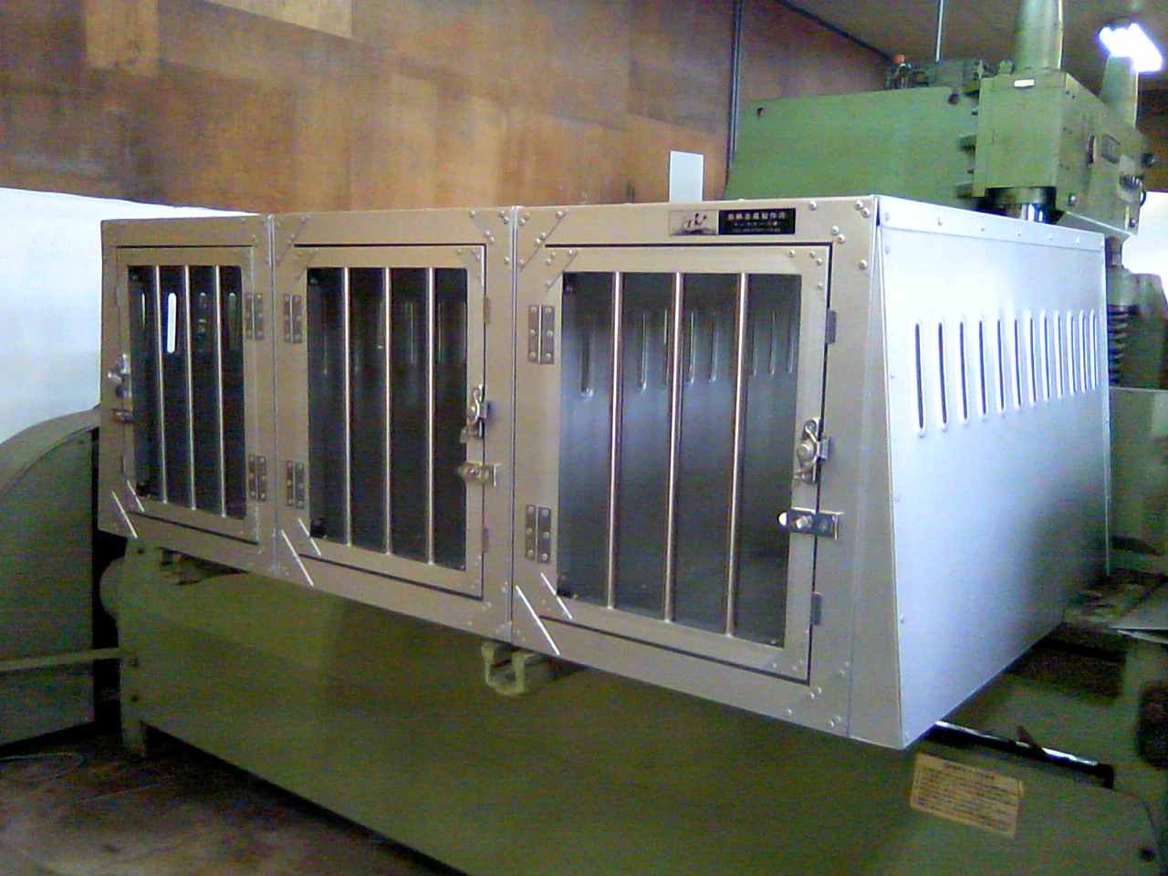 セッターポインターが加納金属製作所　アルミ　ケージ　輸送用　犬舎　大型犬